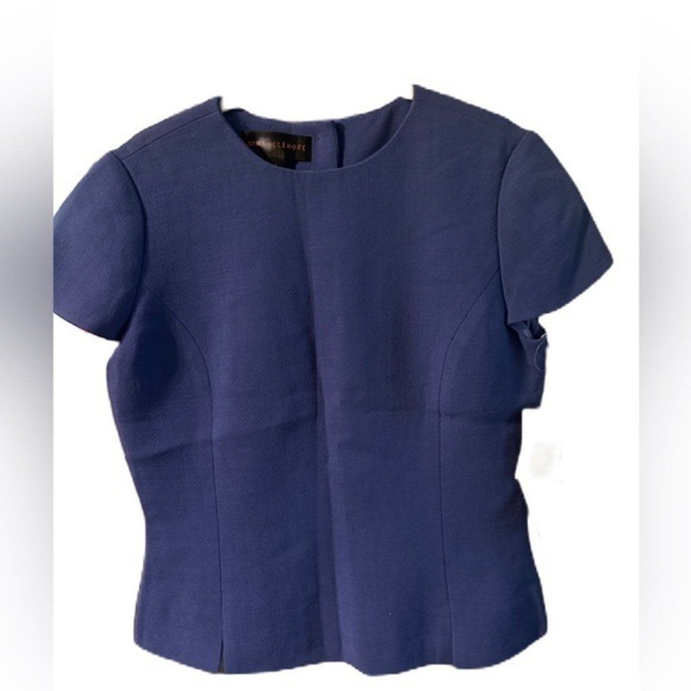 Nina Mclemore size 4 top. Buttons down back. Lined
